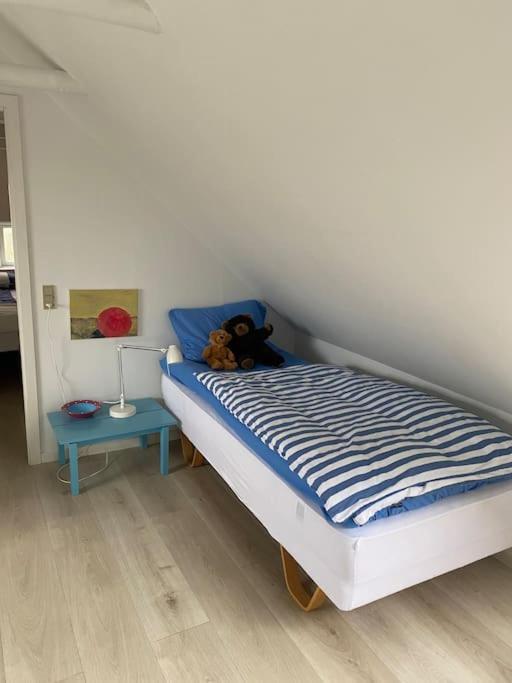 Villa Skont Hus Pa Landet Taet Pa Billund Give Exterior foto
